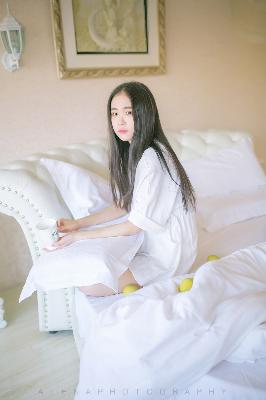 隔壁的女孩在线观看免费版电视剧全集2017